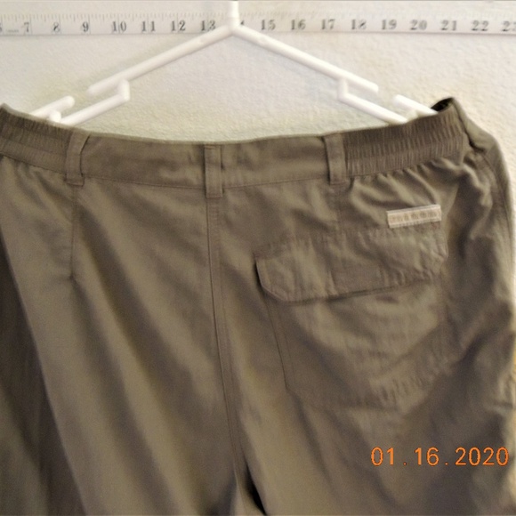 ROYAL ROBBINS BOY ZIP OFF PANT SHORTS SIZE 12 - Picture 2 of 7